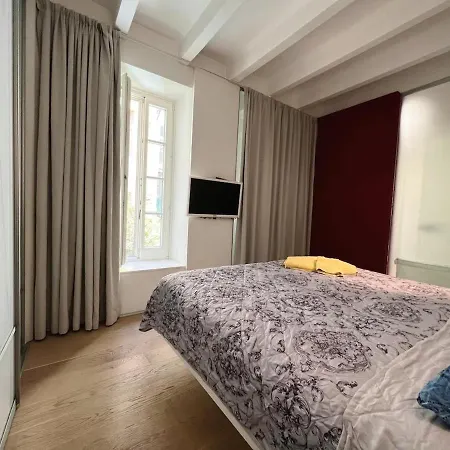 Konventna In Heart, Designed, Spacious Bratysława