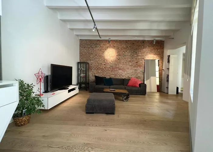 Apartament Konventna In Heart, Designed, Spacious Bratysława