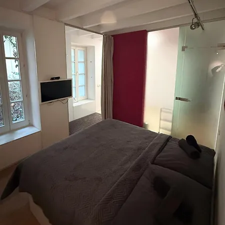 Konventna In Heart, Designed, Spacious * براتسيلافا